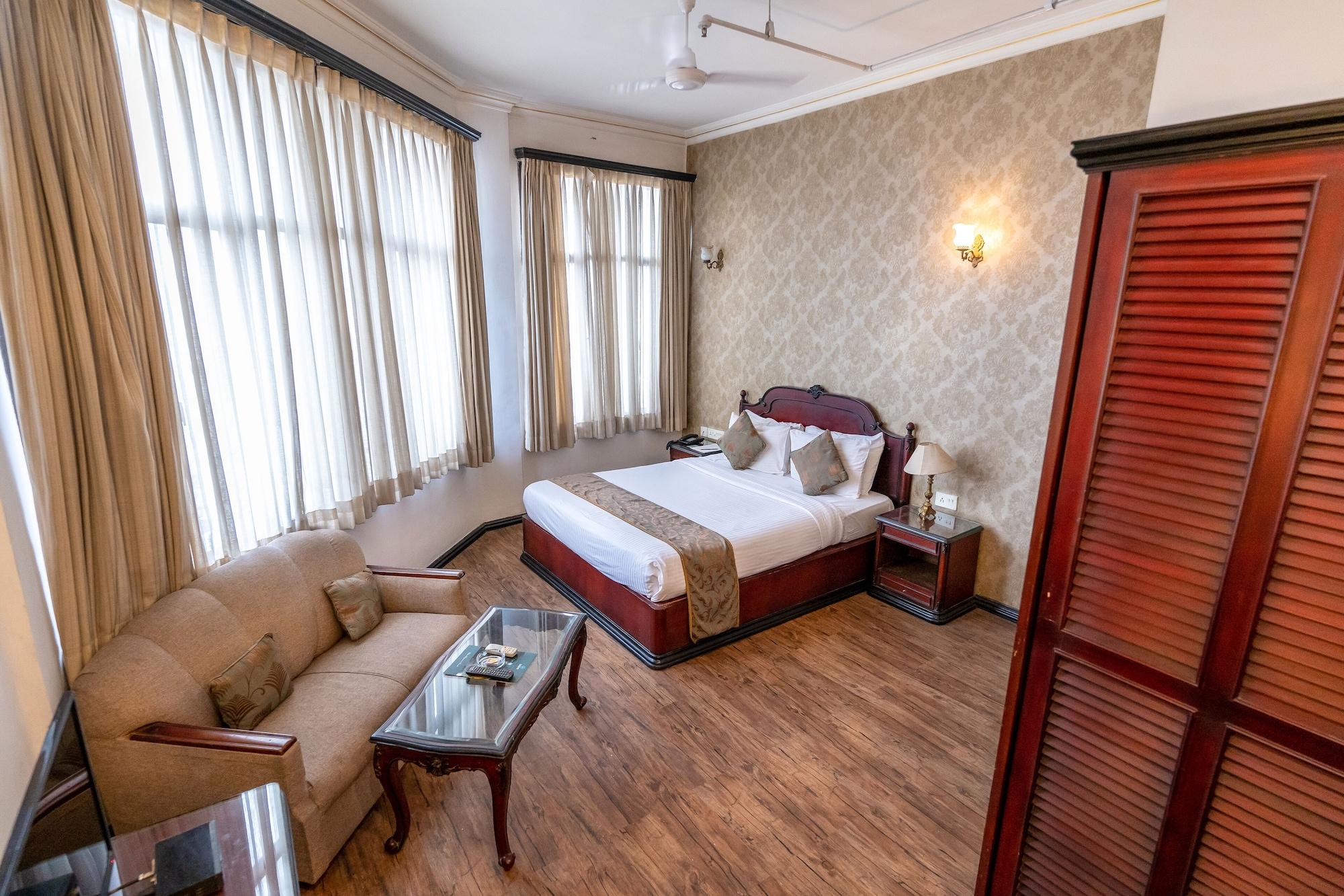 The Lindsay Hotel Calcutta Eksteriør billede